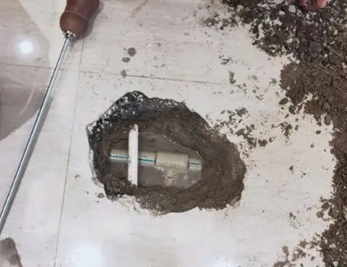 比如卫生间测漏水